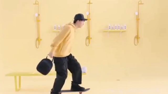 Обзор лазерной шапочки для роста волос Xiaomi Cosbeauty Electric Laser Hair Instrument смотреть онлайн