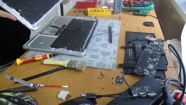 Замена клавиатуры на MacBook Air 13 Disassembly - НЕНАВИЖУ технику Apple ))