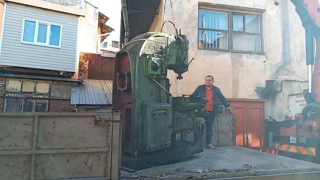 Погрузка фрезерного станка 6М13п смотреть онлайн