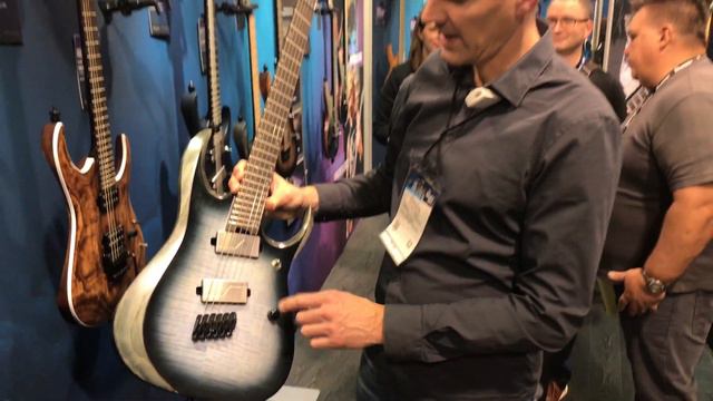 Ibanez Op De NAMM Show - Rondgang Langs De Nieuwe Gitaren