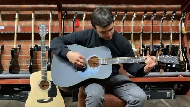 Обзор акустической гитары Encore EW100BK | SKIFMUSIC.RU смотреть онлайн