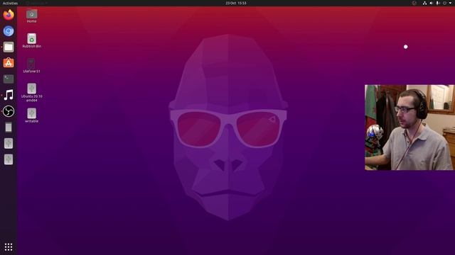 Ubuntu 20.10 'Groovy Gorilla' first impression Linux distro review смотреть онлайн