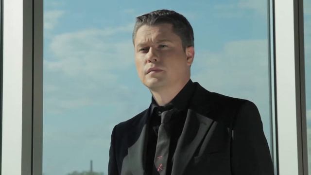 Денис Рожков. Фотосессия для журнала Melon Rich смотреть онлайн