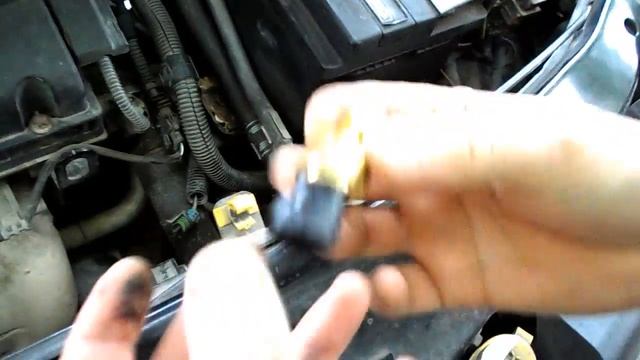 Ремонт датчика заднего хода на Opel Zafira B смотреть онлайн