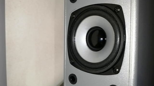Колонка Dialog w - 201 LFM 70% Bass Test смотреть онлайн