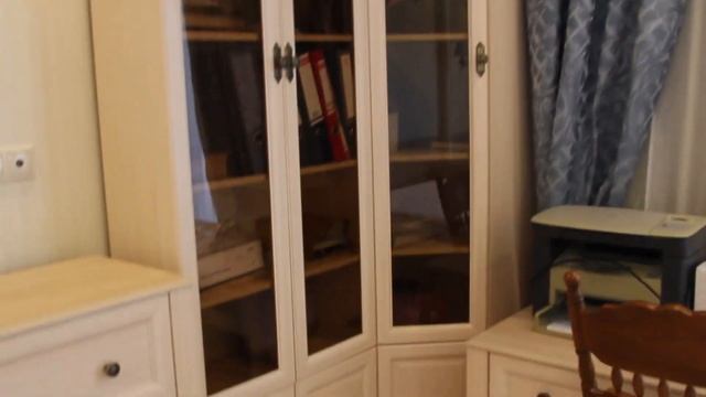 Дизайнерский ремонт за 2 000 000 рублей в трехкомнатной квартире. Оцениваем ремонт и планировку смотреть онлайн