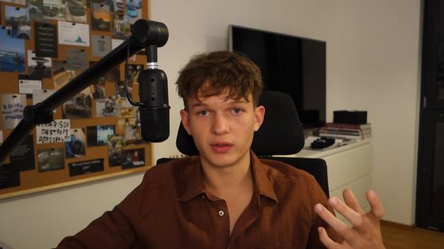 The BEST Book I've Read So Far... смотреть онлайн