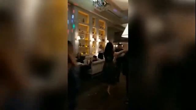 Танец в кафе "Южное" смотреть онлайн