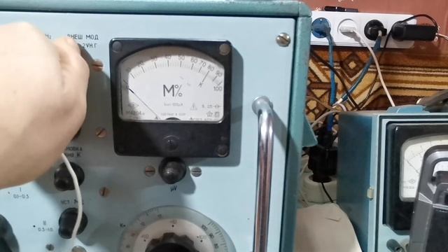 Старинный генератор стандартных сигналов (Высокочастотный генератор) Г4-18А смотреть онлайн