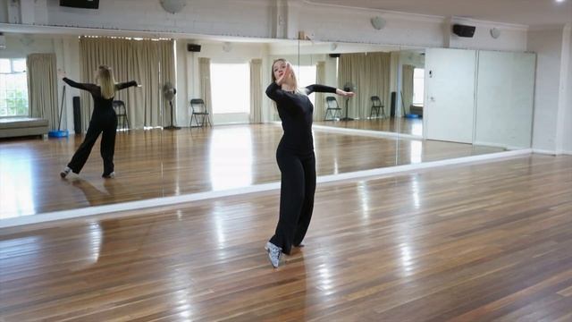 Two Walks, Rock, Open Finish & Five Step - Tango смотреть онлайн