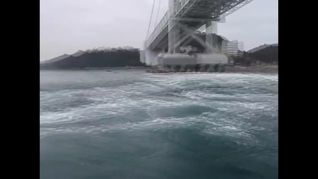 Значение этих странных эмодзи (смайлы) смотреть онлайн