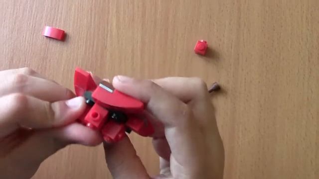 Бейблэйд из Лего. Волчок из лего своими руками. смотреть онлайн