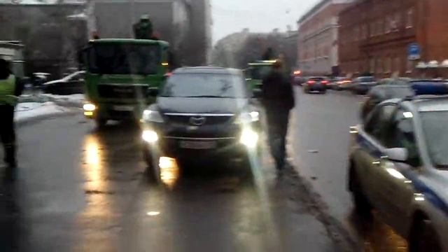 Мгновенная карма от ДПС ГИБДД тротуарщикам смотреть онлайн