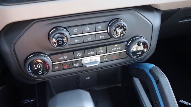 NEW Ford Bronco (Wildtrak): Is Now The Best Time To Buy A Bronco? смотреть онлайн