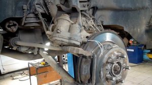 Замена колодок с электро ручником.