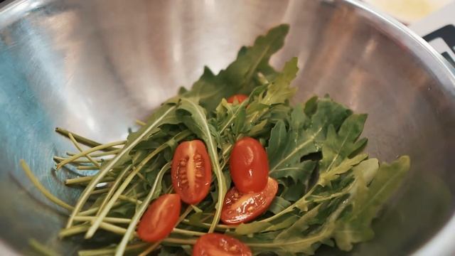 Рецепт вкусного салата с креветками смотреть онлайн