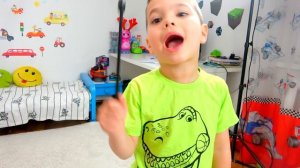 Егорка и Ярик история про шоколад