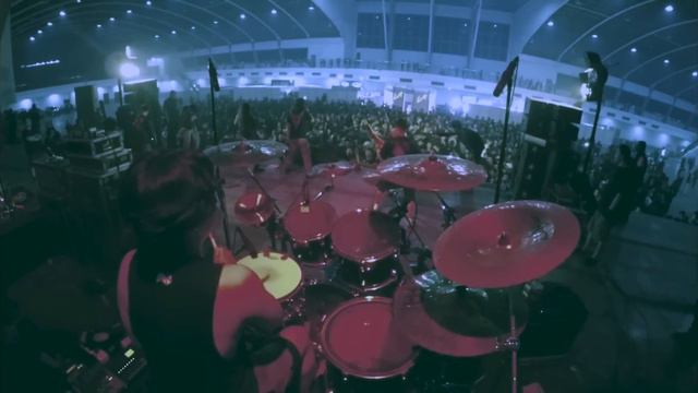 OKI FADHLAN - FULL SHOW (DRUMCAM) LIVE AT SURABAYA CLOTHING FEST 2022 смотреть онлайн