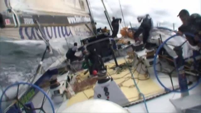 «Эрикссон-4» победила в кругосветной регате Volvo Ocean Race смотреть онлайн