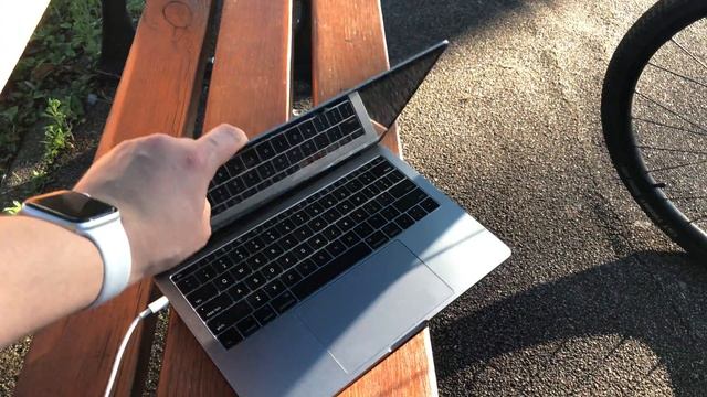 MacBook Pro 13" 2017 Retina late review in 2023. The worst computer you can buy. Still Worth Buying смотреть онлайн