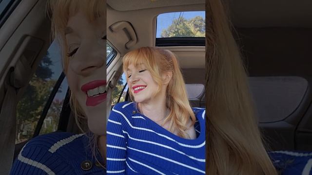 Dainty Rascal Changes in the Car смотреть онлайн