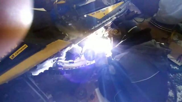 Сварка полоза скольжения на снегоходе BRP. смотреть онлайн
