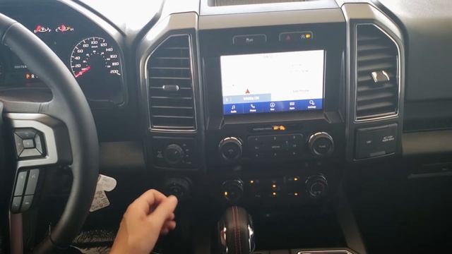 2020 Ford F150 XLT SuperCrew Walkaround | Learn the Features of the 2020 F150 смотреть онлайн