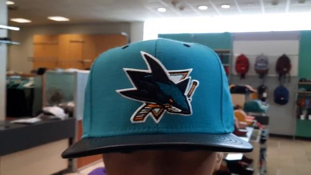 Бейсболка с прямым козырьком Mitchell and Ness Colt San Jose Sharks Teal смотреть онлайн