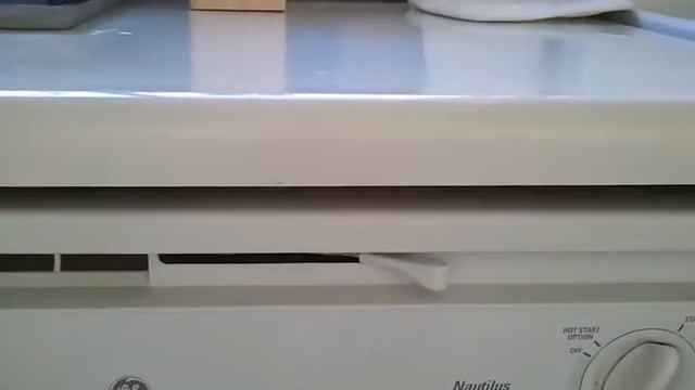 DishWasher that is sick of abang and threw up смотреть онлайн