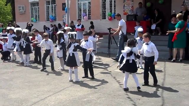вальс 1 класс с.Кадгарон смотреть онлайн