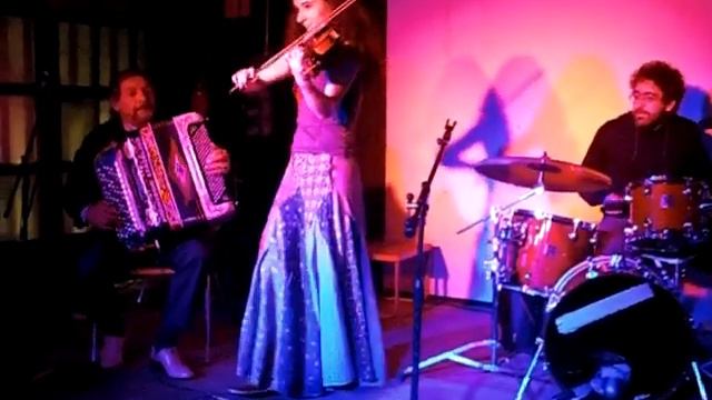 Muzikanti al Leonka смотреть онлайн