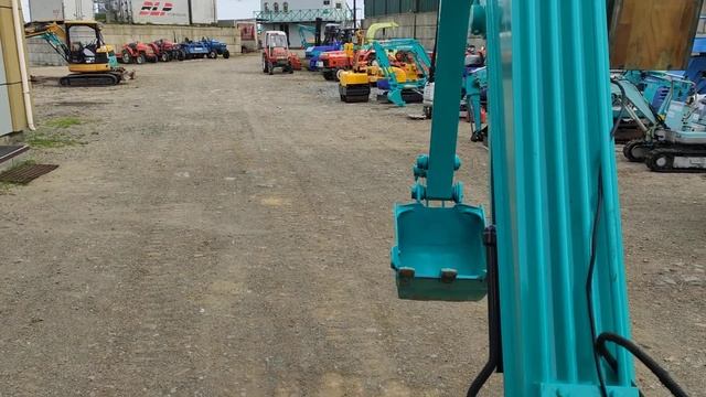 Kobelco SK025