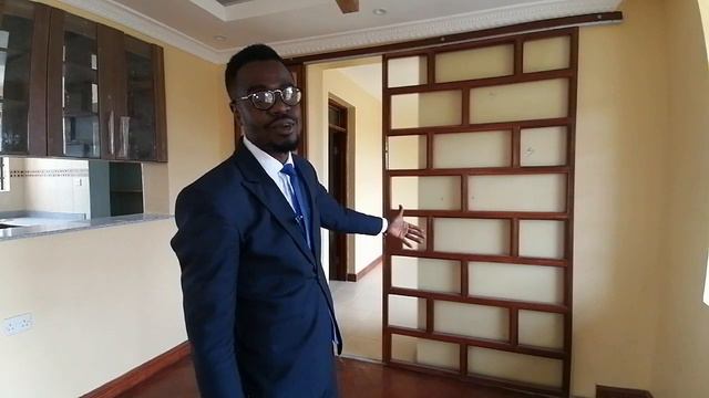 Is Kitengela Becoming The New Runda? Nature Green Court - Part One смотреть онлайн