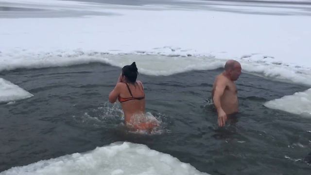 Киев Осокорки Вадик и супруга 19.01.16 г смотреть онлайн