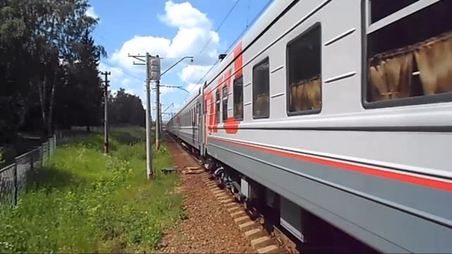 Электровоз ЧС2Т-1024 с поездом №223 (СПб → Москва) смотреть онлайн