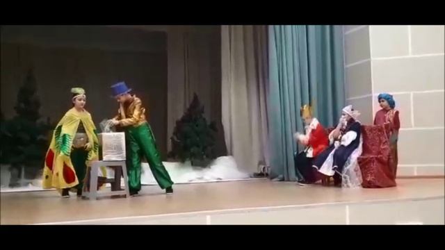 Спектакль Емеля и царевна Несмеяна.mp4