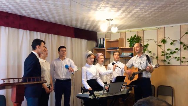 В Божьей любви (позови, позови, много не может быть любви) смотреть онлайн