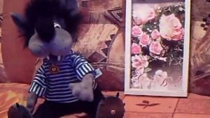 20. Игрушка Волк из "Ну, погоди!"...
