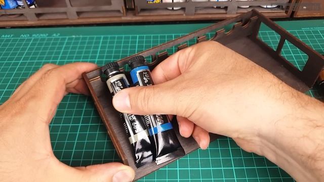 No dedicated work space? Here is the solution - Frontier wargaming paint chest review смотреть онлайн