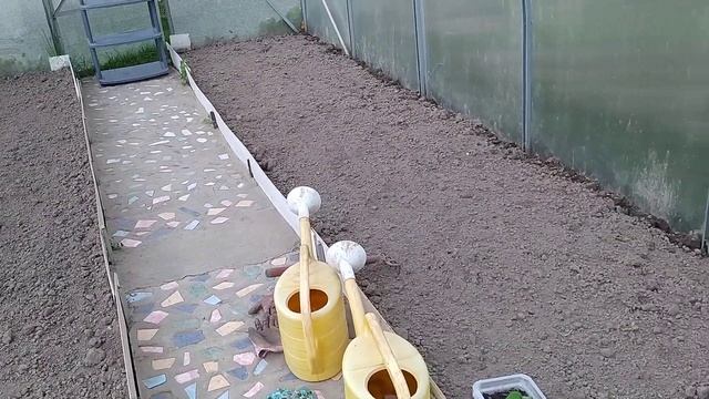 Про огурцы, муравьев и улиток смотреть онлайн