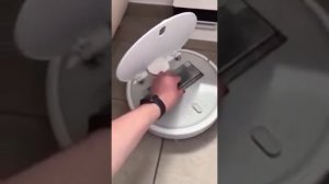 Говорящий пылесос и кожаные ублюдки