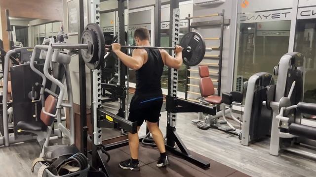 Майк Менцър ВИТ тренировка за крака || Mike Mentzer HIT training for legs || 3 смотреть онлайн