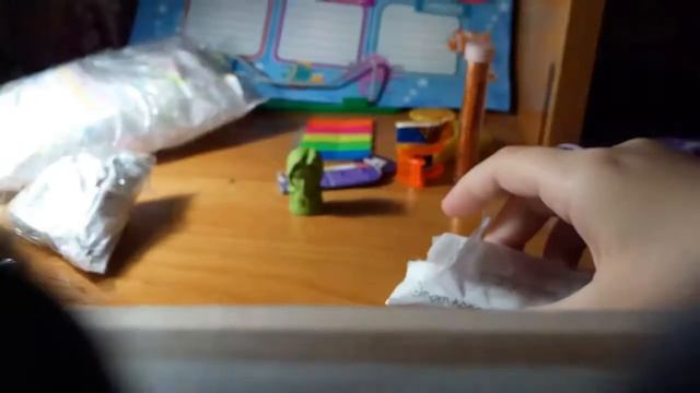 Подарки от моей лучшей подруги.Посылка.Косметика.Стикеры,наклейки. смотреть онлайн