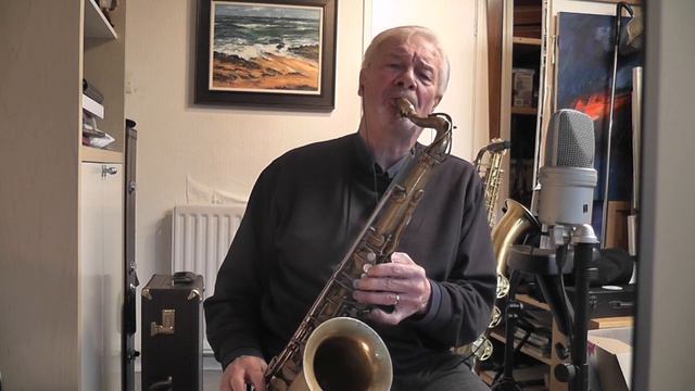 Singin' the Blues on tenor sax смотреть онлайн