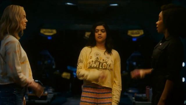 После смены сила остаётся в действии (кадры из фильма "Капитан Марвел 2/The Marvels", 2023) смотреть онлайн
