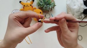 Игрушка Пикачу крючком??