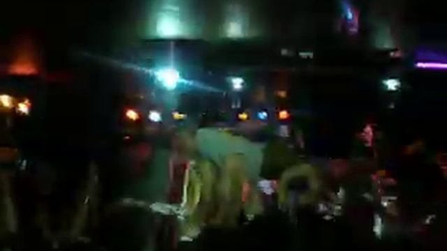 Vanilla Sky - Umbrella (Rihanna cover, Вологда, клуб Винтаж, 01.11.12) смотреть онлайн