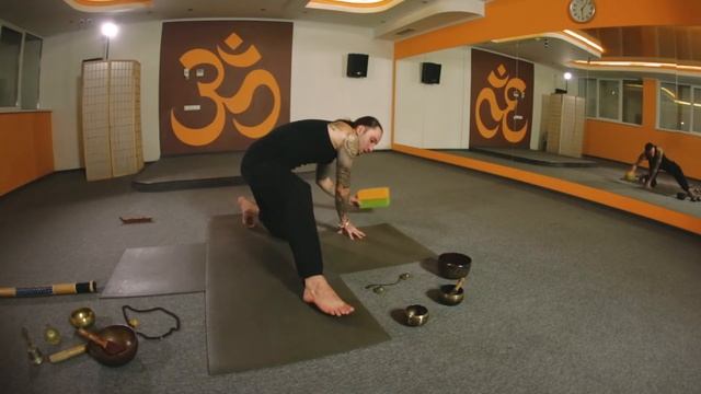 Експрес відео урок від СУЛИКА ЮРІЯ - ПОЛОЖЕННЯ ЛОТОСА смотреть онлайн