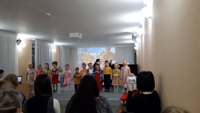 веснушка весна ( песенка)