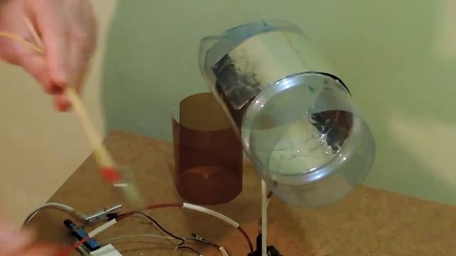 .!. Электричество проходит сквозь диэлектрик !.)) смотреть онлайн